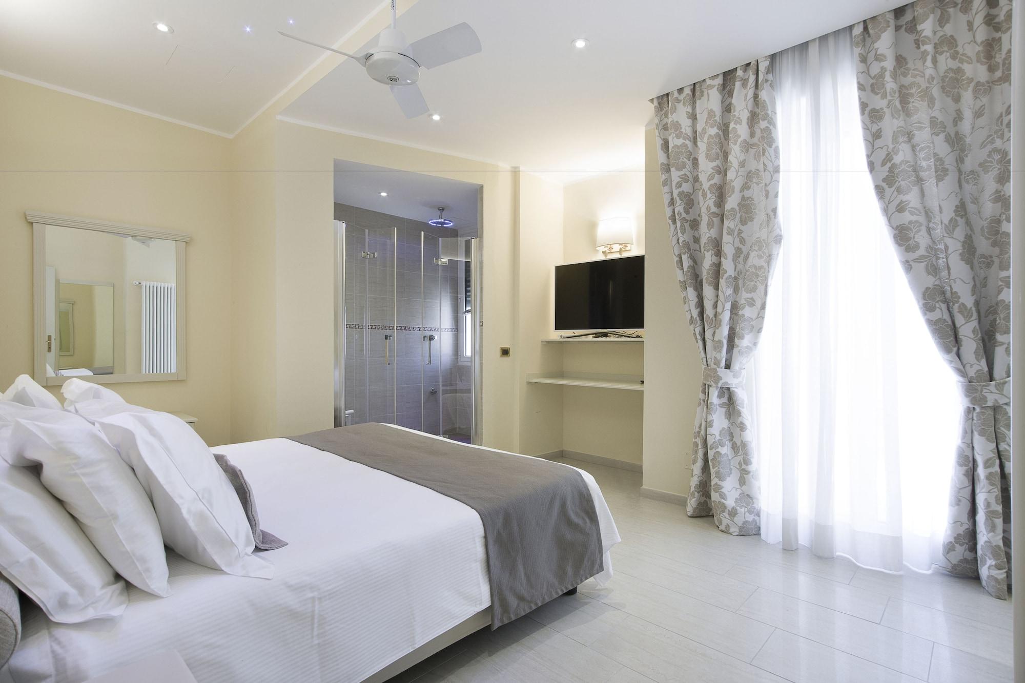Hotel Ristorante Toscana Alassio Dış mekan fotoğraf
