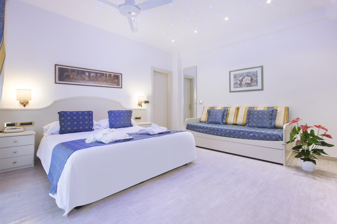 Hotel Ristorante Toscana Alassio Dış mekan fotoğraf