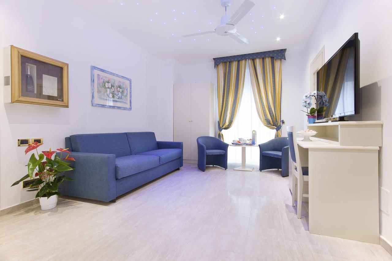 Hotel Ristorante Toscana Alassio Dış mekan fotoğraf